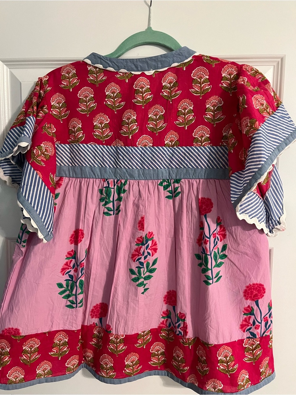 THML Pink Floral Patchwork Folk Print Blouse NWT - Picture 2 of 4